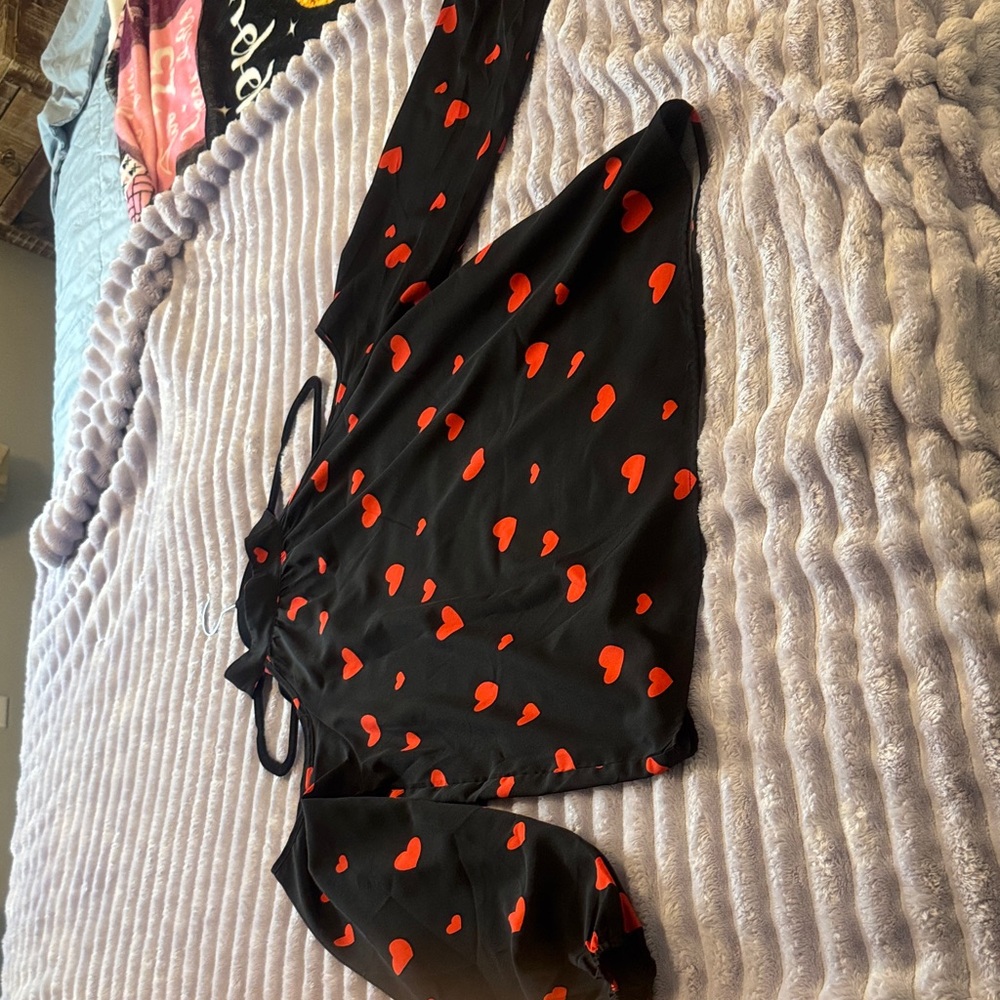 SHEIN Black and Red Heart Blouse - Picture 5 of 9